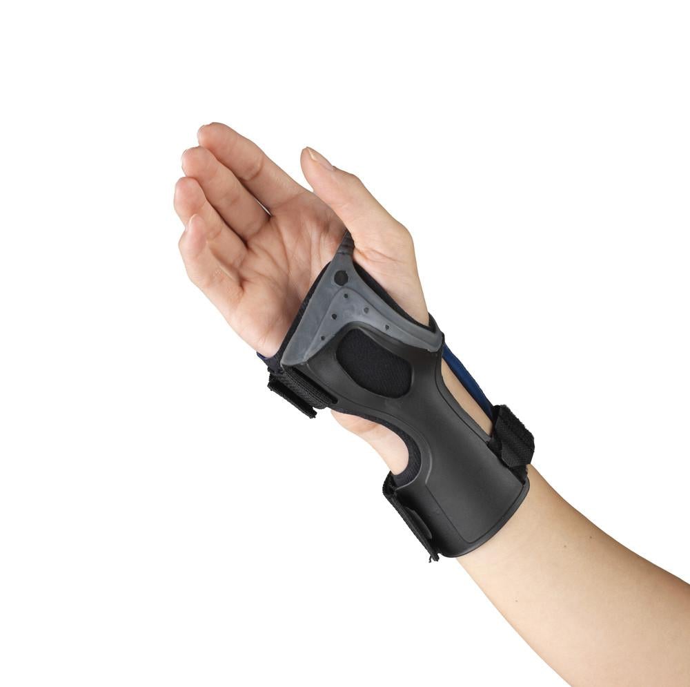 LOW-PROFILE WRIST BRACE 2081